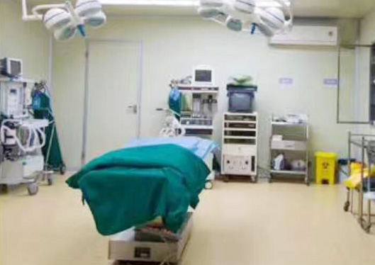 濟(jì)南鵬愛(ài)美容整形醫(yī)院手術(shù)室