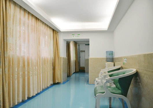 潮州博蘭雅手術(shù)室門(mén)口走廊