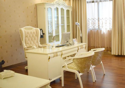 廣東潮州華美整形美容門(mén)診部溫馨商談區(qū)