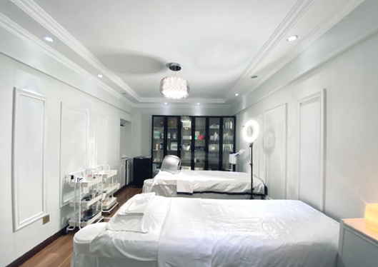 新疆烏魯木齊世大特醫(yī)美整形醫(yī)院皮膚管理治療室