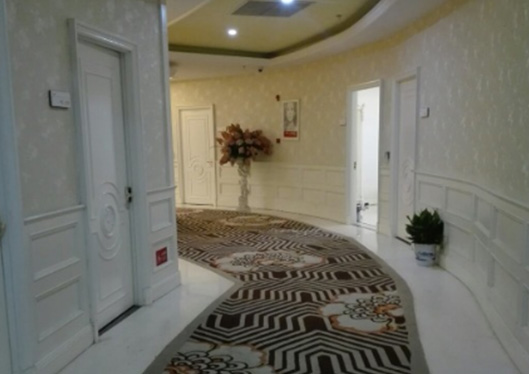 長(zhǎng)沙華韓華美醫(yī)療美容醫(yī)院走廊