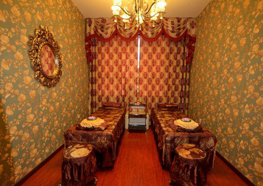 烏魯木齊馬龍醫(yī)療美容門診部治療室