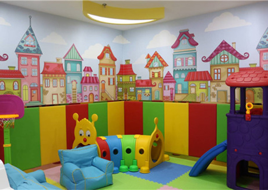 青島可恩口腔醫(yī)院兒童游樂(lè)區(qū)