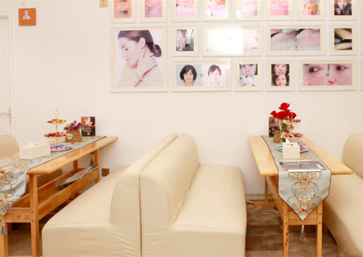 金華瑞麗整形醫(yī)院等候區(qū)