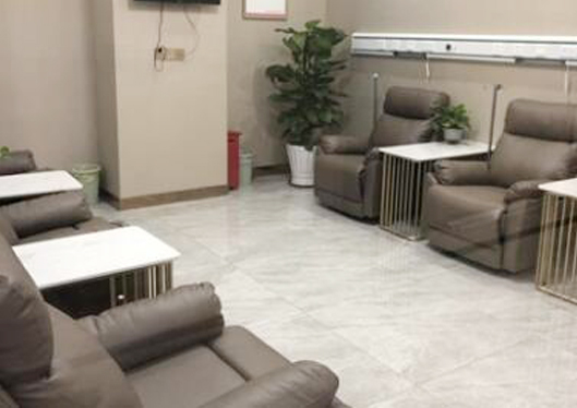 惠州匯美華鑫醫(yī)療美容門診部輸液區(qū)