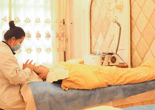 西寧澳麗醫(yī)療美容整形減肥中心美膚室