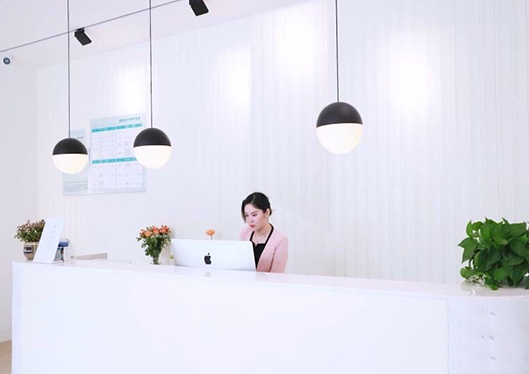 醫(yī)院前臺(tái)