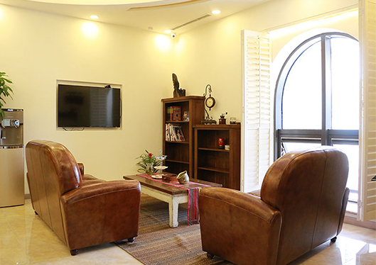 醫(yī)院沙發(fā)區(qū)