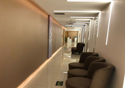 醫(yī)院休息區(qū)