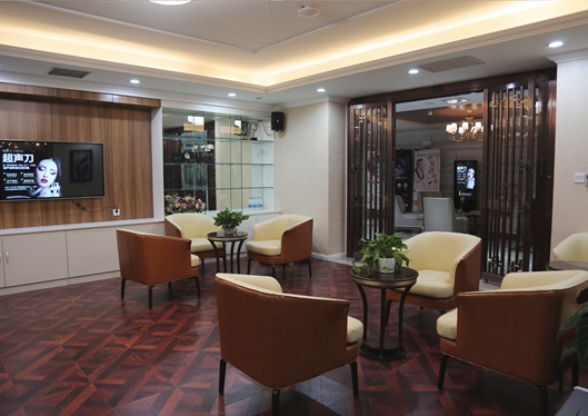 天津南開凱潤婷醫(yī)療美容醫(yī)院等候區(qū)