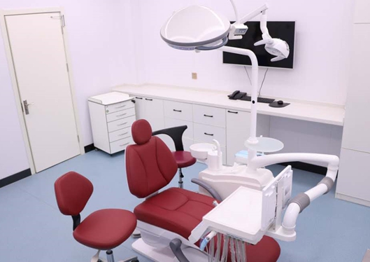 南京牙院長口腔門診部凈化無菌的手術(shù)室