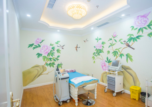 成都天使之翼醫(yī)學(xué)美容醫(yī)院診療室