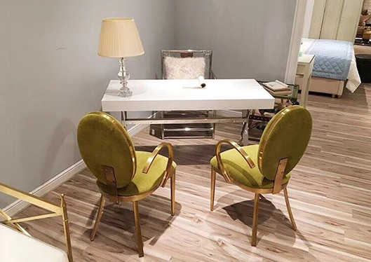 安妮薇爾-等待區(qū)